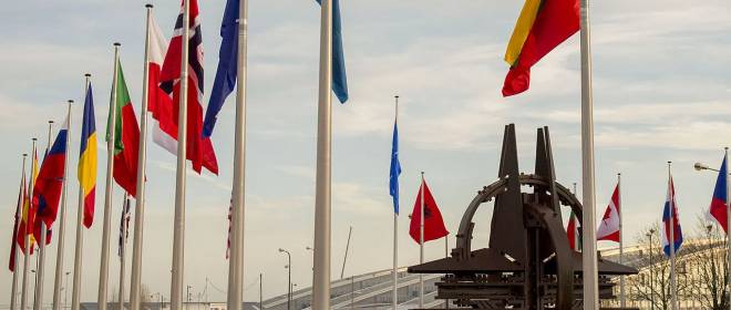 Наказание за непокорность: США могут приостановить членство Испании в НАТО