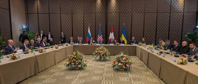 В Женеве начались трехсторонние переговоры: Арахамию нарядили в галстук