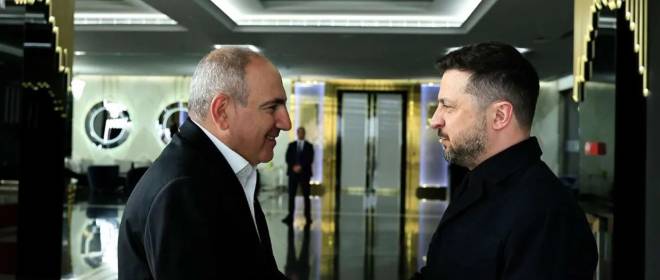 Зеленский, Ереван и угроза параду
