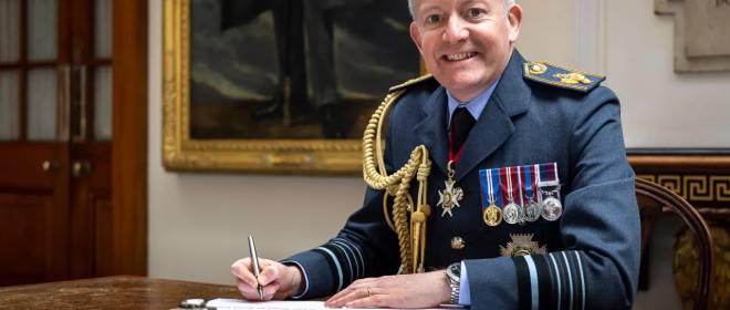 Вся страна должна быть готова к войне с Россией - начштаба британской армии