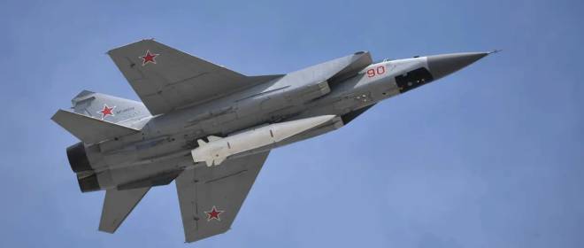 Показан пуск гиперзвуковой ракеты «Кинжал» с борта МиГ-31К