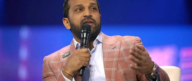 Директор ФБР подаст в суд на журнал The Atlantic из-за обвинений в пьянстве