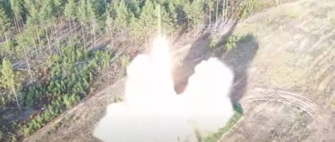 Los depósitos de municiones del grupo táctico operacional de Donetsk y del grupo RDK fueron destruidos por los ataques de las Fuerzas Armadas de Rusia - Ministerio de Defensa