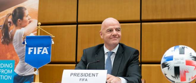 Глава МИД Украины оскорбил президента Международной федерации футбола FIFA