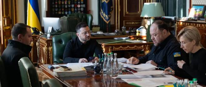 В Киеве зреет раскол, Зеленский устраивает уже не всех