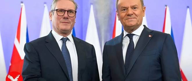 Туск намерен подписать с премьером Британии соглашение о противостоянии России