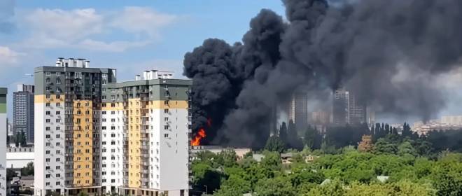 Сообщается о масштабных пожарах на складах в Киеве — прилётов не было