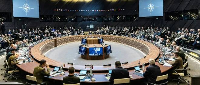 Глава военного комитета НАТО заявил о возможном упреждающем ударе по России