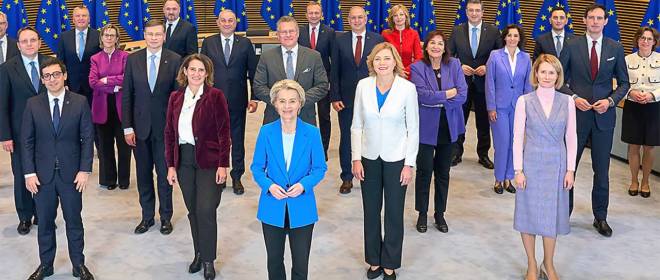 «0:1»: Каллас уступает в обозначившейся борьбе с Урсулой за европейский «трон»