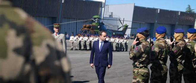 Colonnello francese: La cattiva notizia è che abbiamo solo due brigate per aiutare l’Ucraina e sono subordinate alla NATO