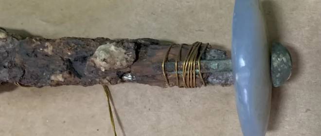 Ну, просто очень редкий меч…