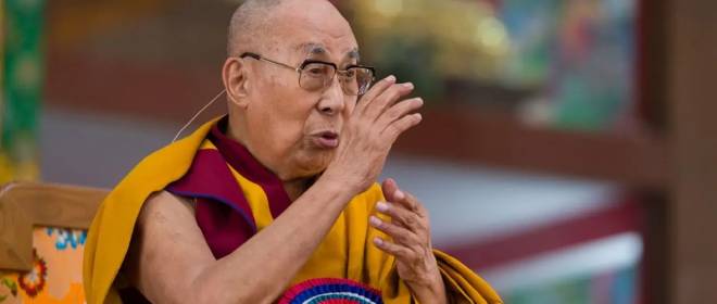 Перед визитом к далай-ламе эстонские депутаты перебрали спиртного