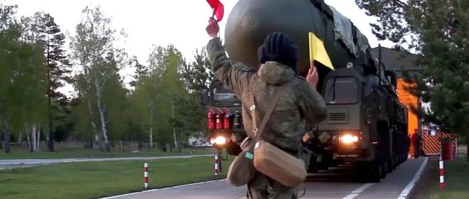 Американское СМИ: без ядерного оружия РФ уже подверглась бы нападению НАТО