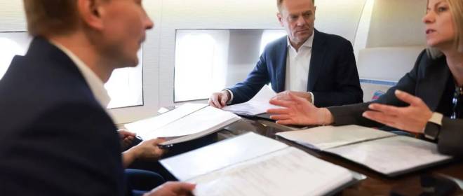 Туск: войну на Ближнем Востоке фактически выигрывает Россия