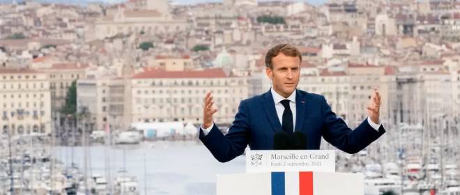 Макрон заявил о подготовке переговоров с российским президентом