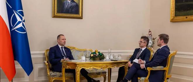 Навроцкий обижен на Зеленского и на отсутствие Польши за столом переговоров