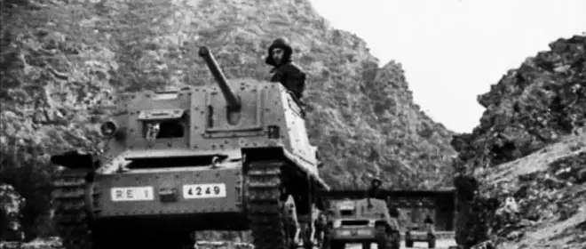1943. Armored vehicles in the battles for Corsica. Controcarri vs StuG