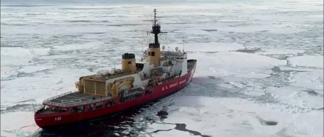 Обеспокоенный «уязвимостью» Канады Трамп хочет заказать побольше ледоколов