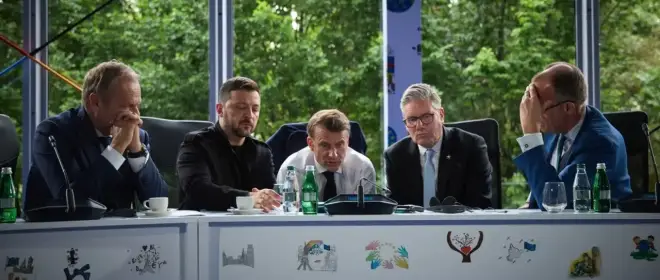 Без США, но с Украиной: ЕС не исключает создания нового военного союза