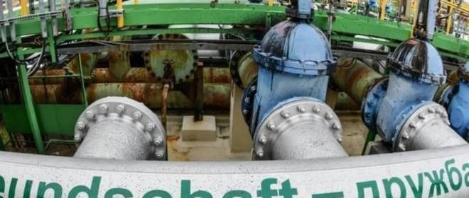 «Деньги вперёд»: Зеленский предлагает Орбану поменять нефть на кредит