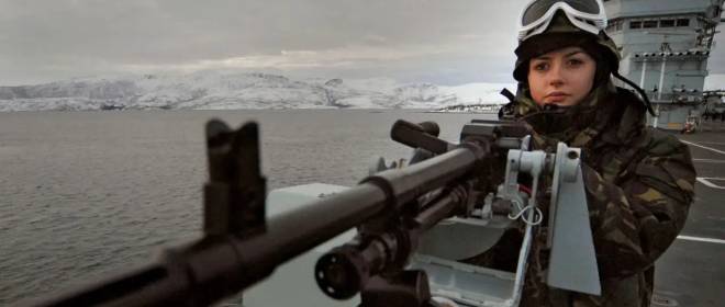 Британский флот запретил морякам на кораблях пить алкоголь каждый день