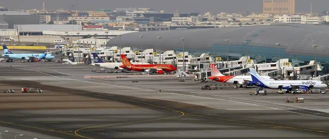 Иранские дроны нанесли удар по аэропорту Дубая и по объектам США в Бахрейне