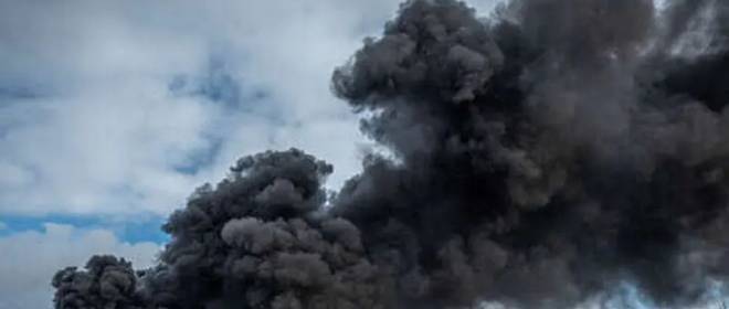 우크라이나군의 또 다른 대공 미사일 시스템인 하리코프(Kharkov)와 드네프로페트로프스크(Dnepropetrovsk)에서 폭발이 발생하여 파괴되었습니다.