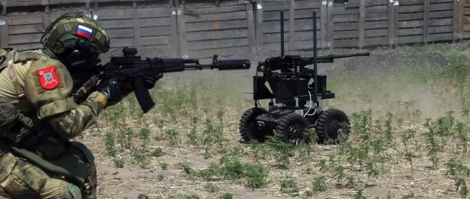 Младший командир в контуре человеко-машинного взаимодействия