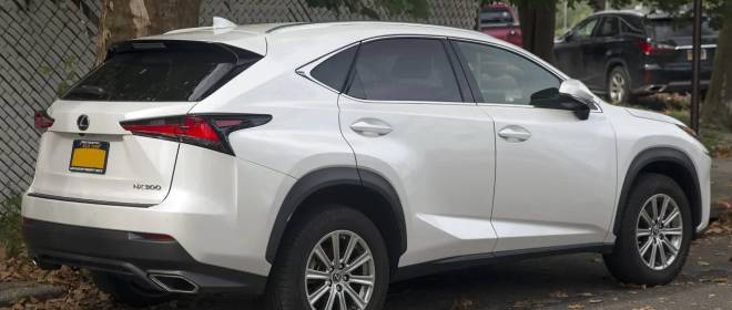 Следствие: Генерал Попов получил Lexus за преференции для застройщика здания ГШ