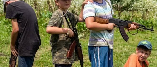 СМИ Британии: «Киевские дети не навредят животным, но готовы убивать русских»