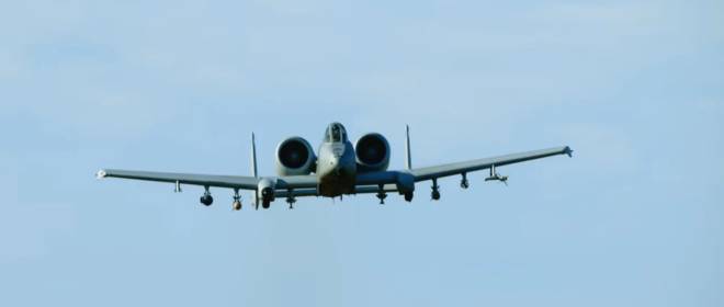 США продлят срок эксплуатации штурмовиков A-10 Thunderbolt II до 2030 года