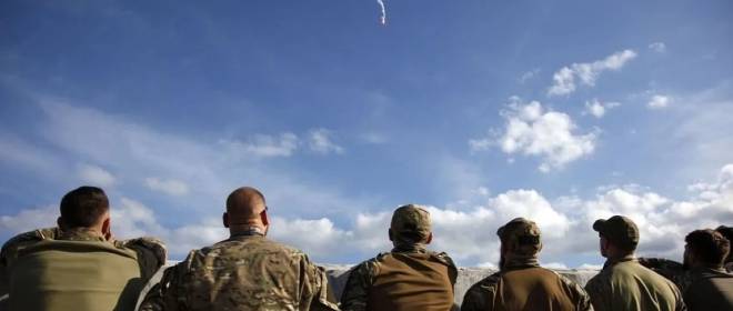 После атаки ВС РФ на Украину на востоке Польши образовалась большая воронка