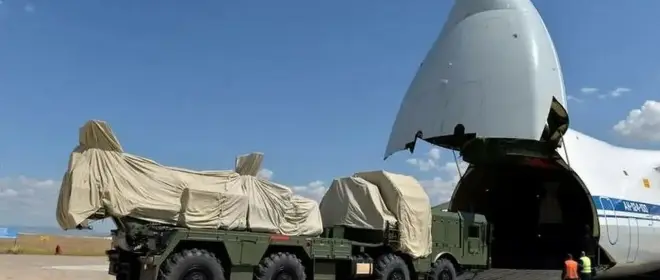 Турция не исключает передачу российской ЗРС С-400 одной из монархий залива