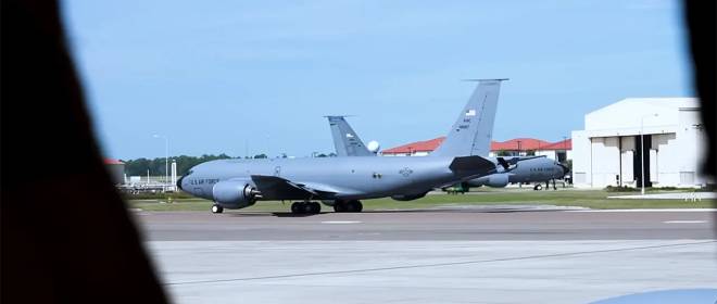 В сети появилось фото Stratotanker с поврежденным килем – самолет уже изучают