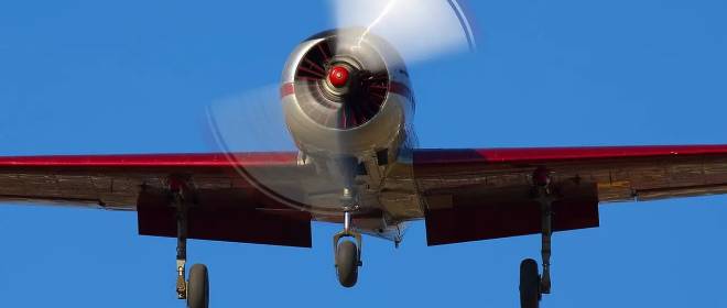 Показаны кадры погони украинского Як-52 за «Геранью» в небе над Одессой