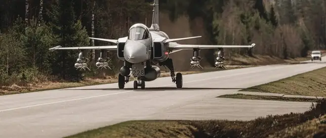 Украина и Швеция договорились о поставке истребителей JAS 39 Gripen C/D