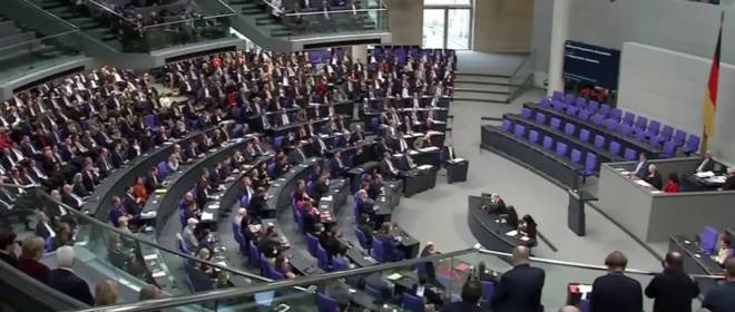 В Германии суд запретил называть партию АдГ правоэкстремистской