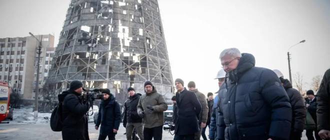 «Россия неспособна выиграть войну» - походивший по руинам ТЭЦ глава МИД Украины