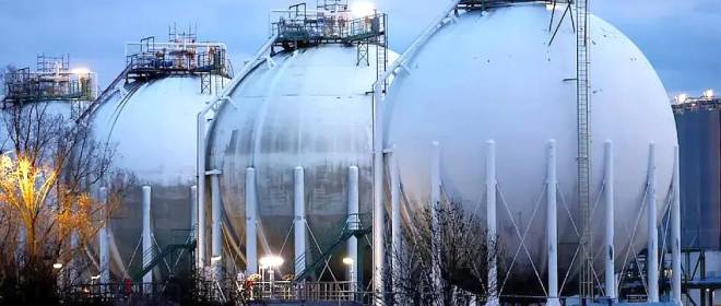 Катар остановил производство СПГ, цена газа в Европе превысила $550