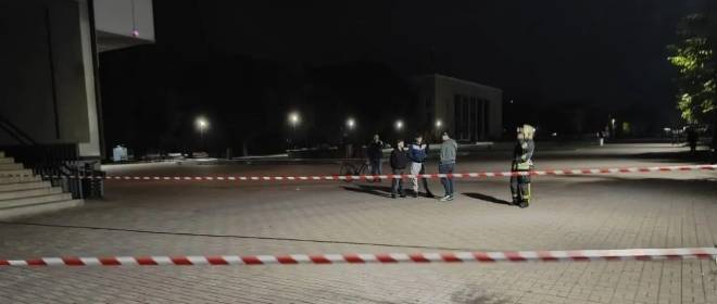На Западной Украине военный взорвал гранату в людном месте – есть раненые