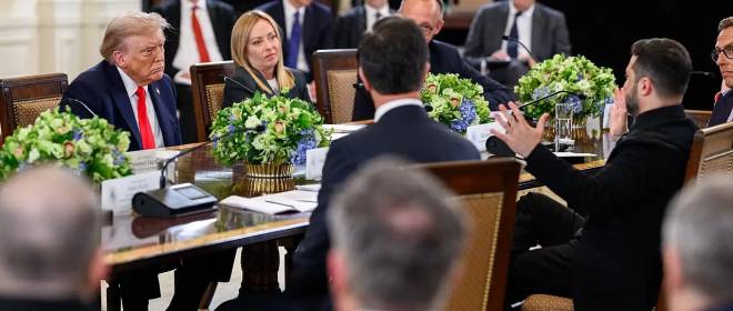 Сийярто: На улицах городов Украины идёт охота на людей