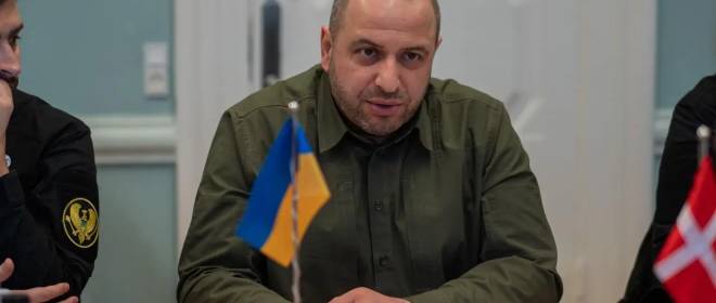 Упомянутый в «списке Миндича» Умеров улетел в Стамбул якобы готовить обмен