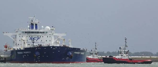 Трамп продлил введённый Байденом запрет на заход российских судов в порты США