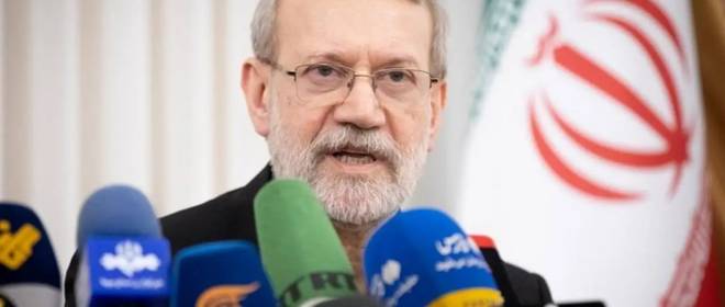 Иран отклоняет все попытки США начать переговоры