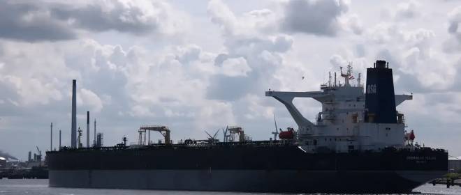 Брюссель переложил на страны ЕС принятие решений о задержании танкеров России