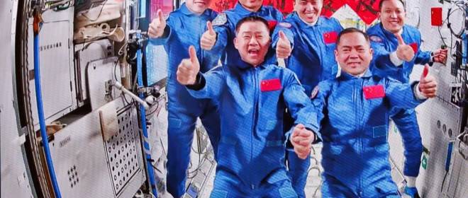 «Жизнь превыше всего»: Китай готовит срочную эвакуацию троих космонавтов