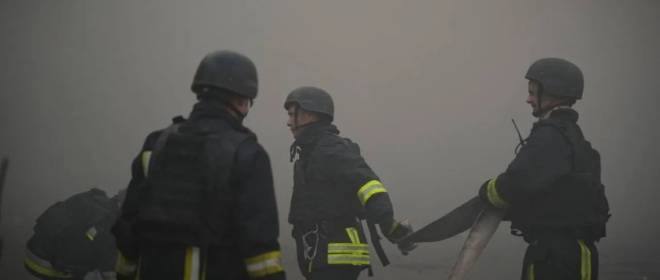 Wojskowe magazyny na Ukrainie płoną po ataku rosyjskich dronów.