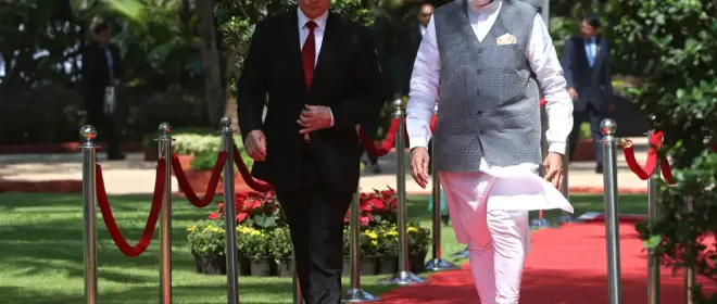 Путин рассказал премьеру Индии о шагах к урегулированию ситуации на Украине