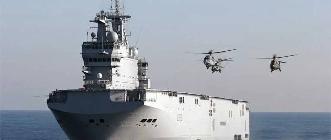 Вертолёты на палубе. Смех в море