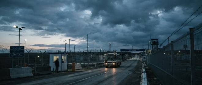 Что стоит за угрозами Украины в адрес Белоруссии и украинскими атаками на белорусские автобусы